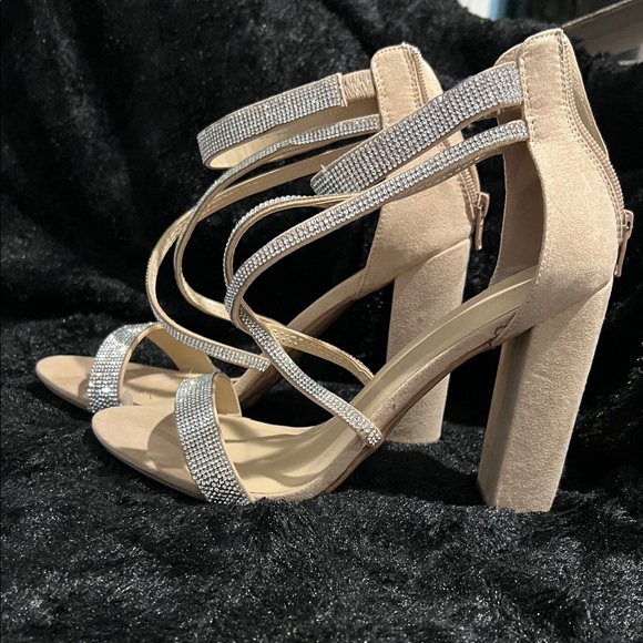 Will DIVA Lounge Nude and Silver Block Heels - Picture 7 of 8